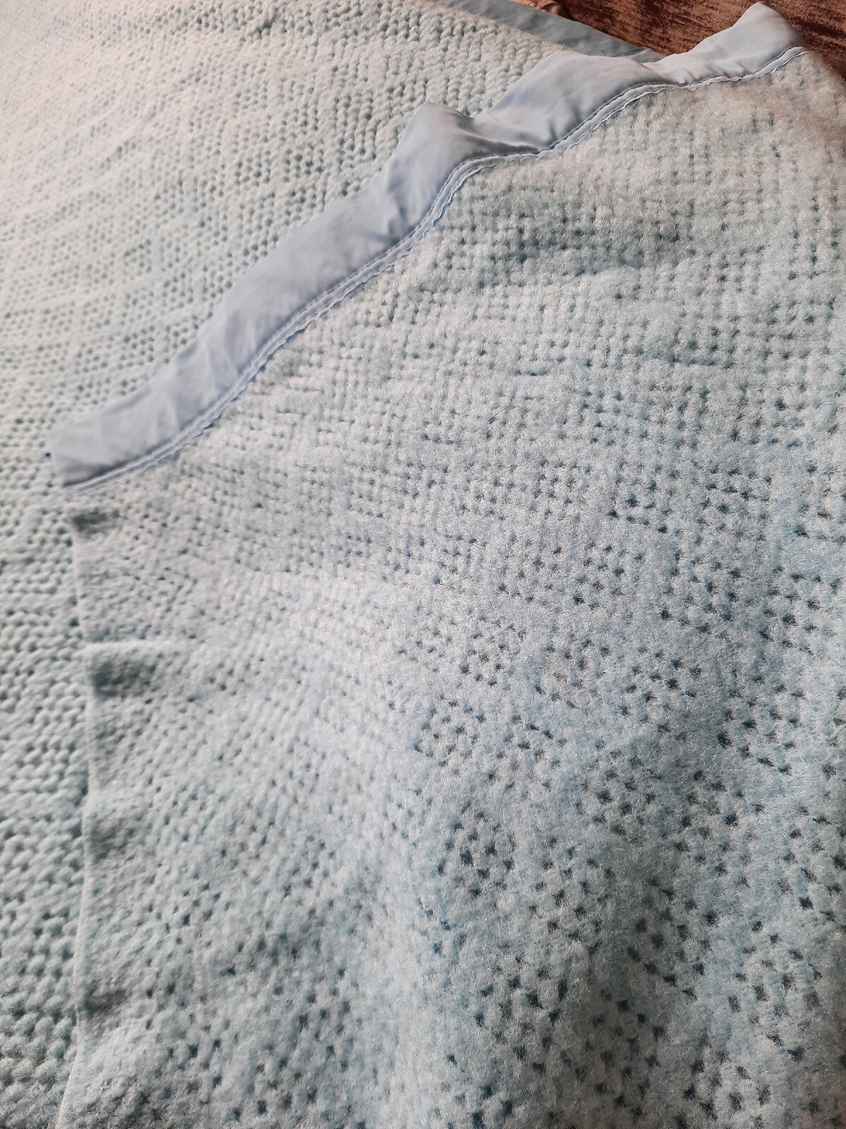 Vintage honeycomb pastel Blue cellular Blanket 226cm x 256cm retro Warm Throw 