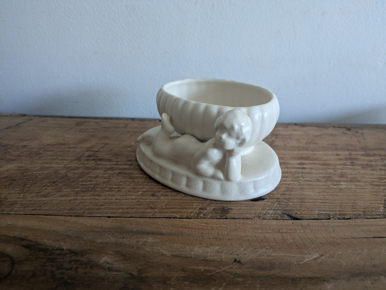 Vintage Sylvac Moselle Cherub Putti Posy Vase Miniature Planter White Mantle Vgc