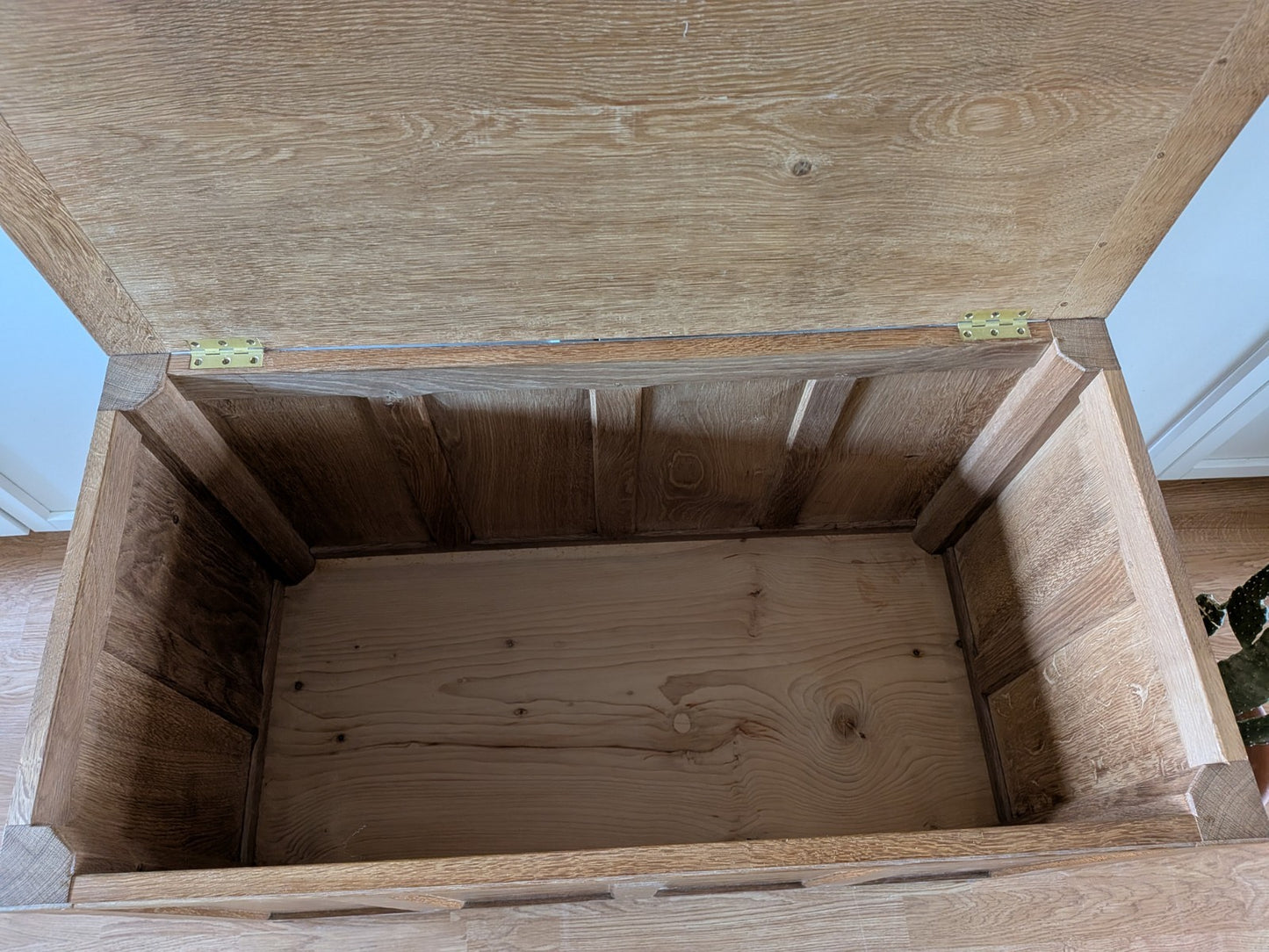 Ex. Mouseman Apprentice Eagleman  Albert Jeffray Oak Ottoman Box Critter Adzed