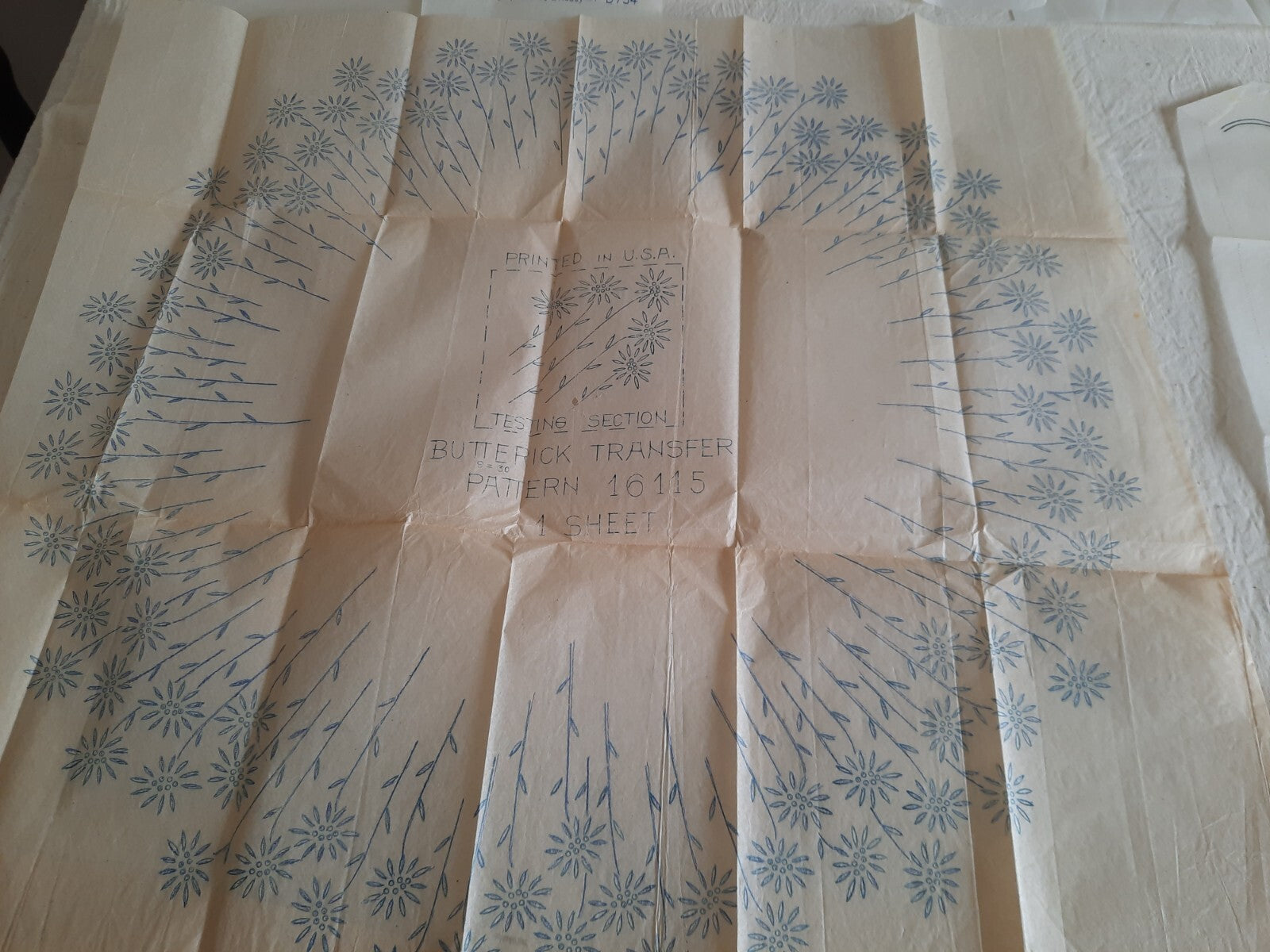 Embroidery Cross Stitch Transfer Patterns Needlecraft Lot Bndle Antique Vtg 30s