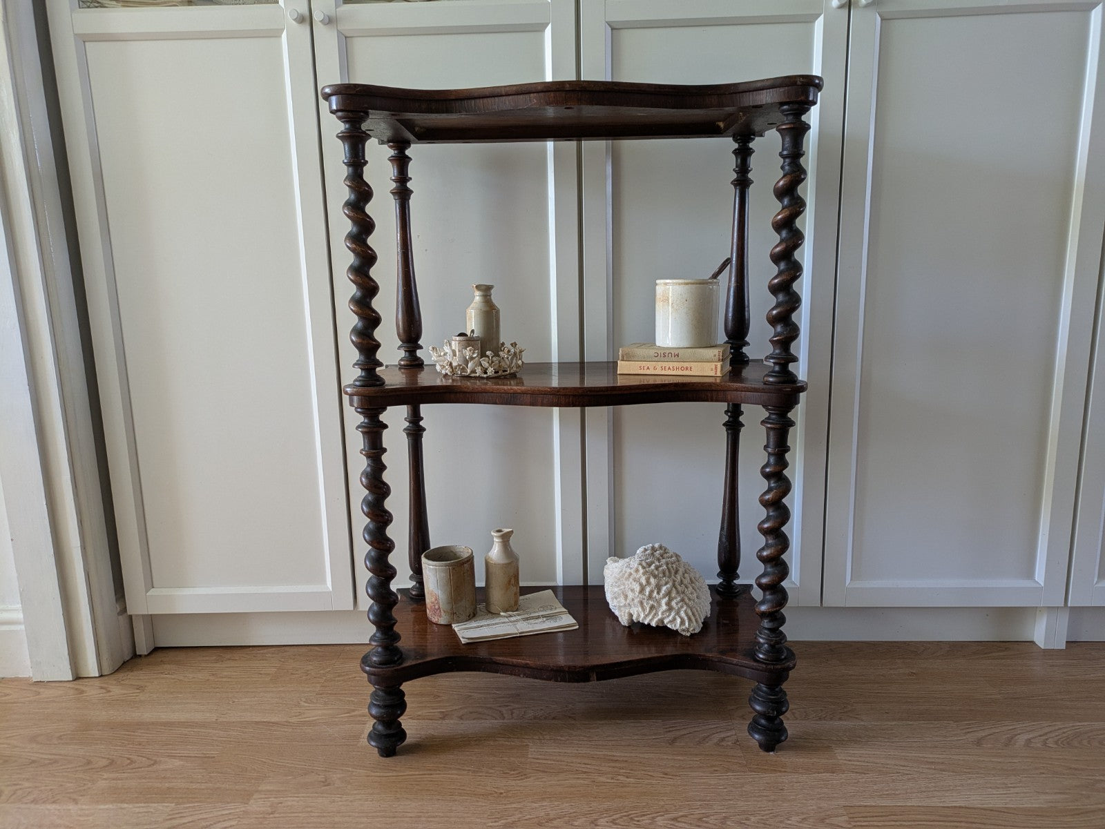 Antique Victorian Whatnot Mahogany Shelves Barley Twist Turned Legs Bookcase 
