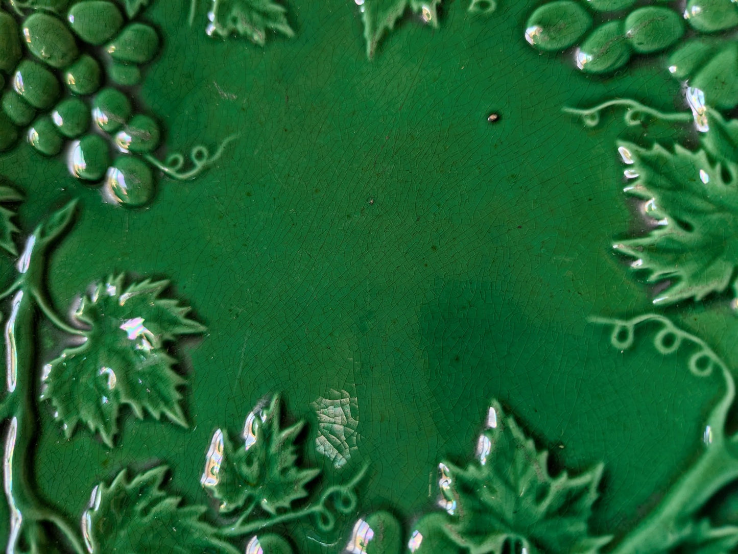 Antique Victorian Green Majolica Grape Vine Plate Leaf Fruit Vintage Cabbage Old