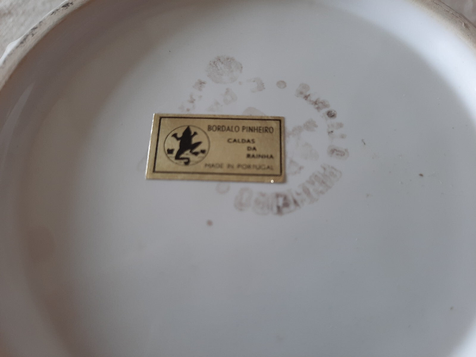 Bordallo Pinheiro Vintage Cabbage Leaf White Fruit Bowl Small Vintage Label Old