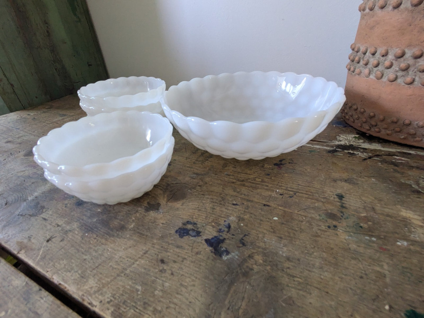 Set 6 MILK GLASS Anchor Hocking LG Bubble Serving Bowls Set Large Vintage White