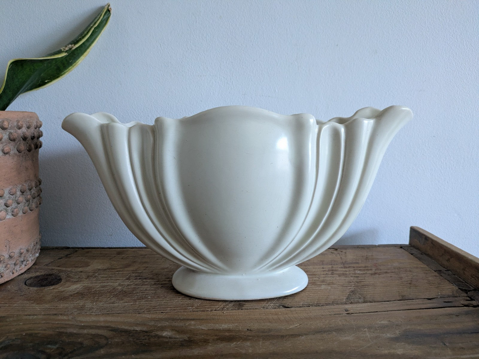 Vintage Large White GOVANCROFT Glasgow STONEWARE MANTLE VASE Art Deco Pottery 