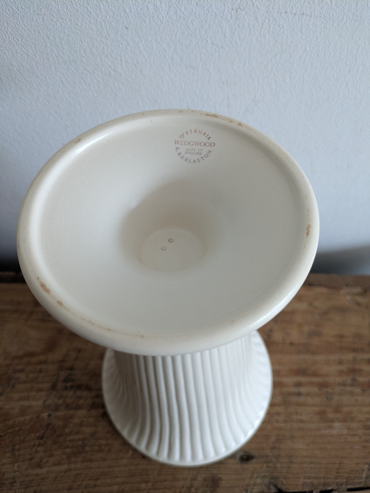 Vtg WEDGEWOOD Etruria & Barlaston Vase Ivory England Trumpet Fluted Ribbed Large
