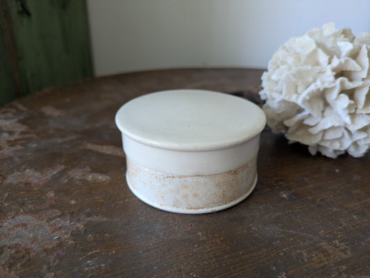 Antique Victorian Ironstone Chemist Apothecary Pot Lid Plain White Vintage Cream