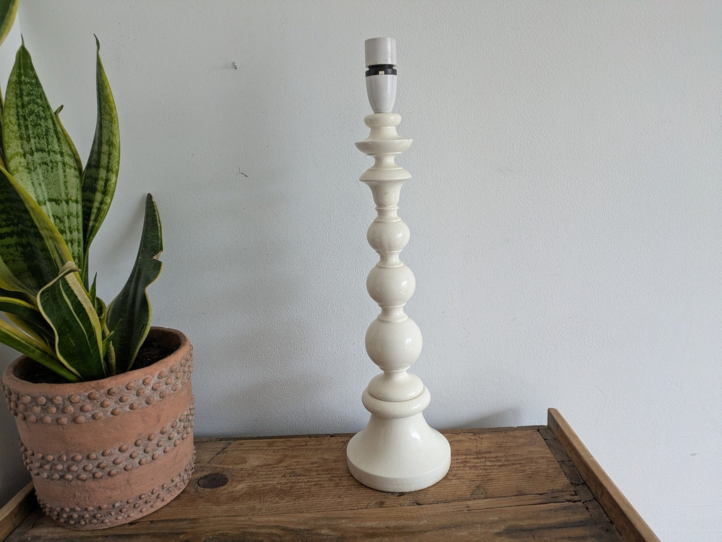 Mid 20th Century 1960s White Gloss Bobbin Table Lamp Wooden Bobble VTG Retro 