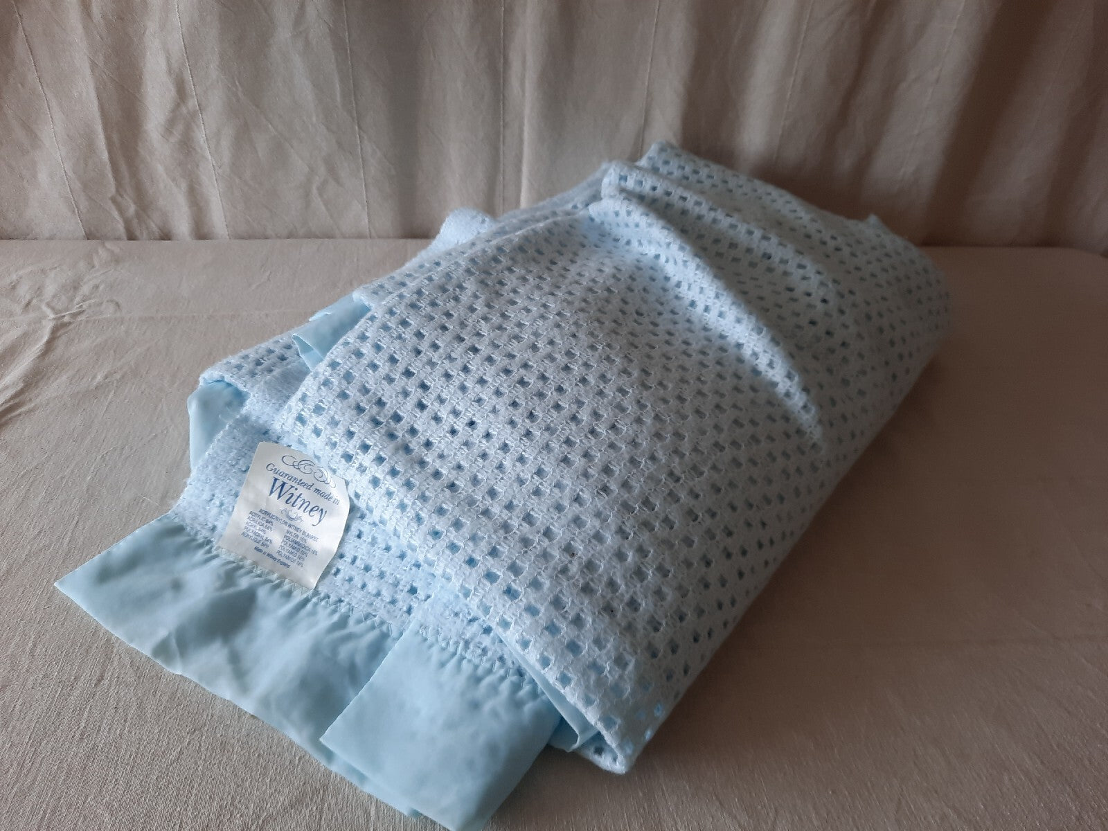 Vintage Witney honeycomb Blue cellular Blanket 254cm x 232cm retro Warm Throw