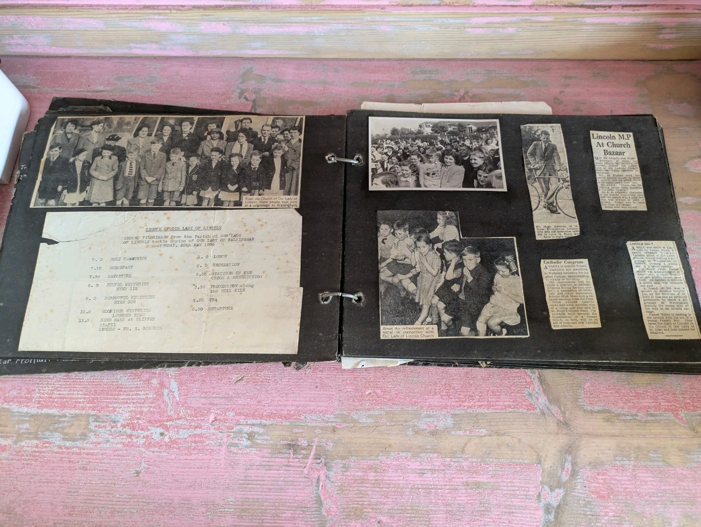 Vintage 1940s WW11 Egyptian Leather Brown Large Photo Album Full Ephemera Photos