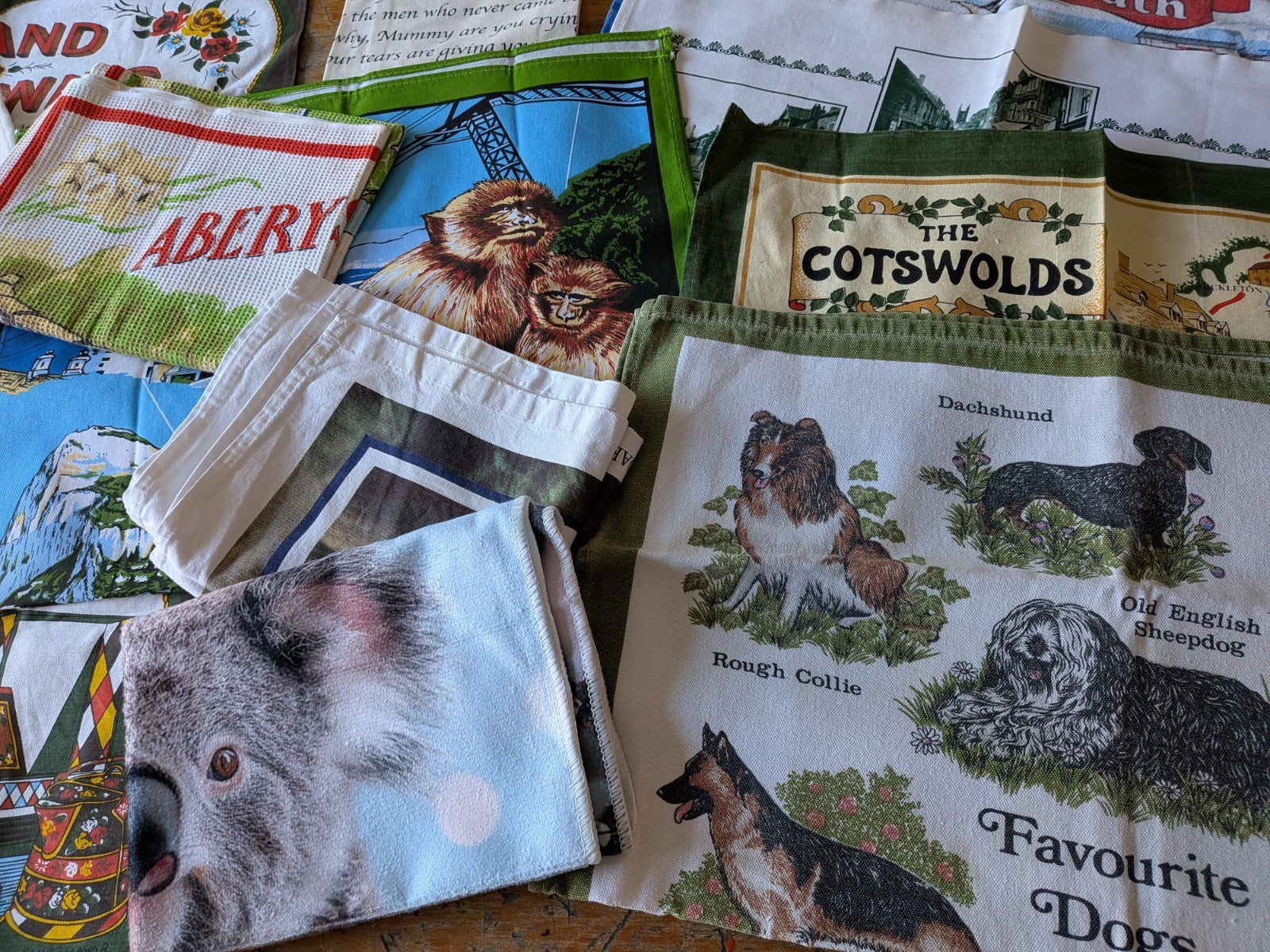 Vintage Job Lot  Cotton Tea Towel Bundle Mixed Retro Designs Linen Sewing Fabric