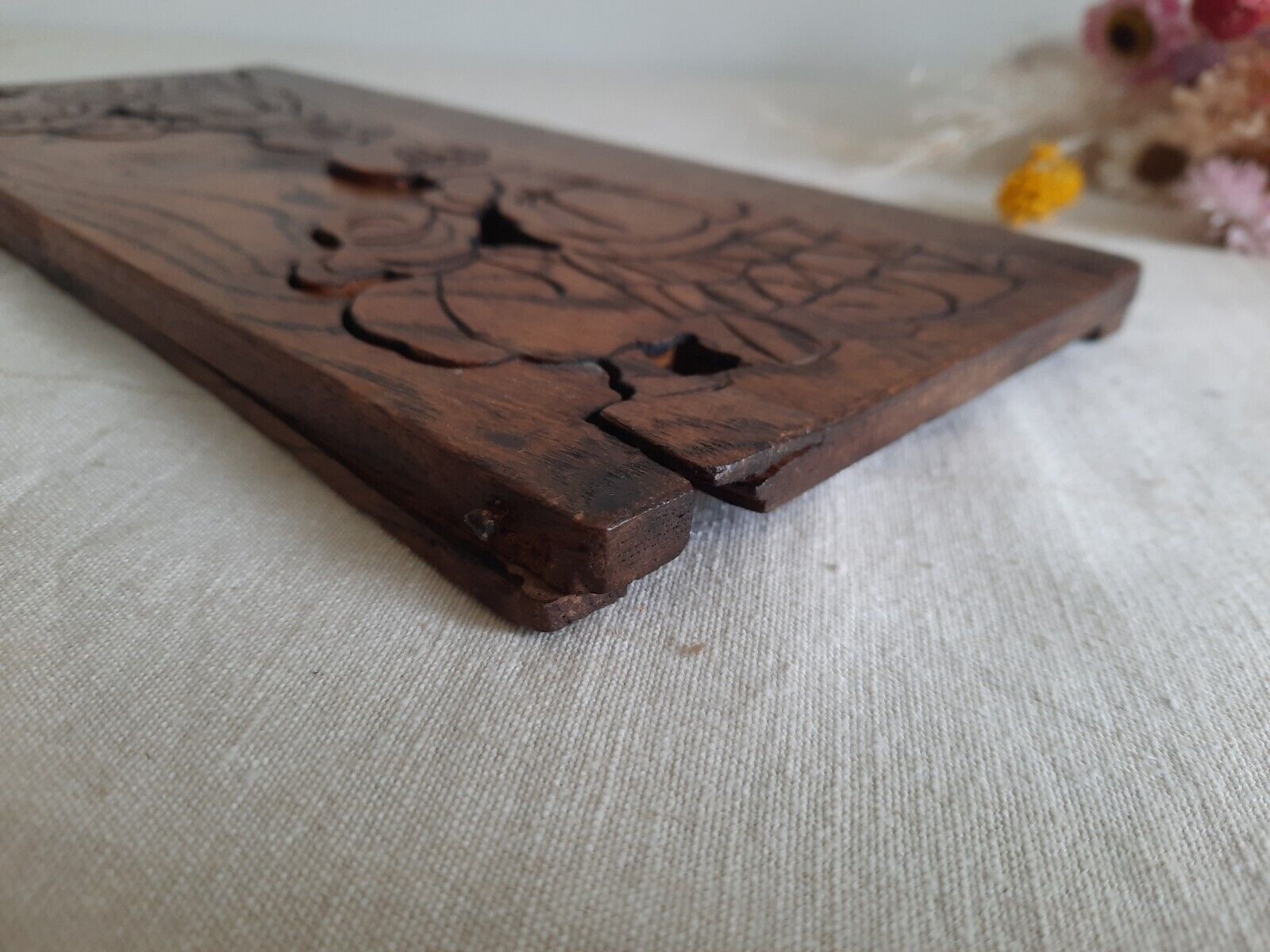 Vintage Wooden 1930s Crinoline Lady Folding Book Rack Case Tabletop Trough Deco