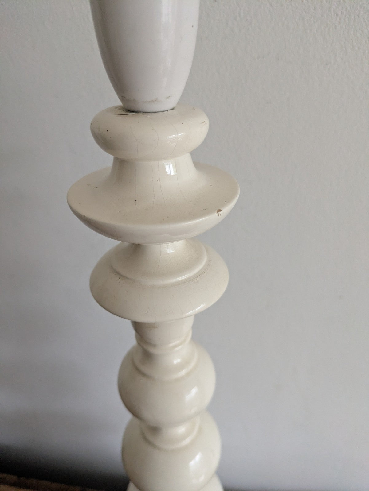 Mid 20th Century 1960s White Gloss Bobbin Table Lamp Wooden Bobble VTG Retro 