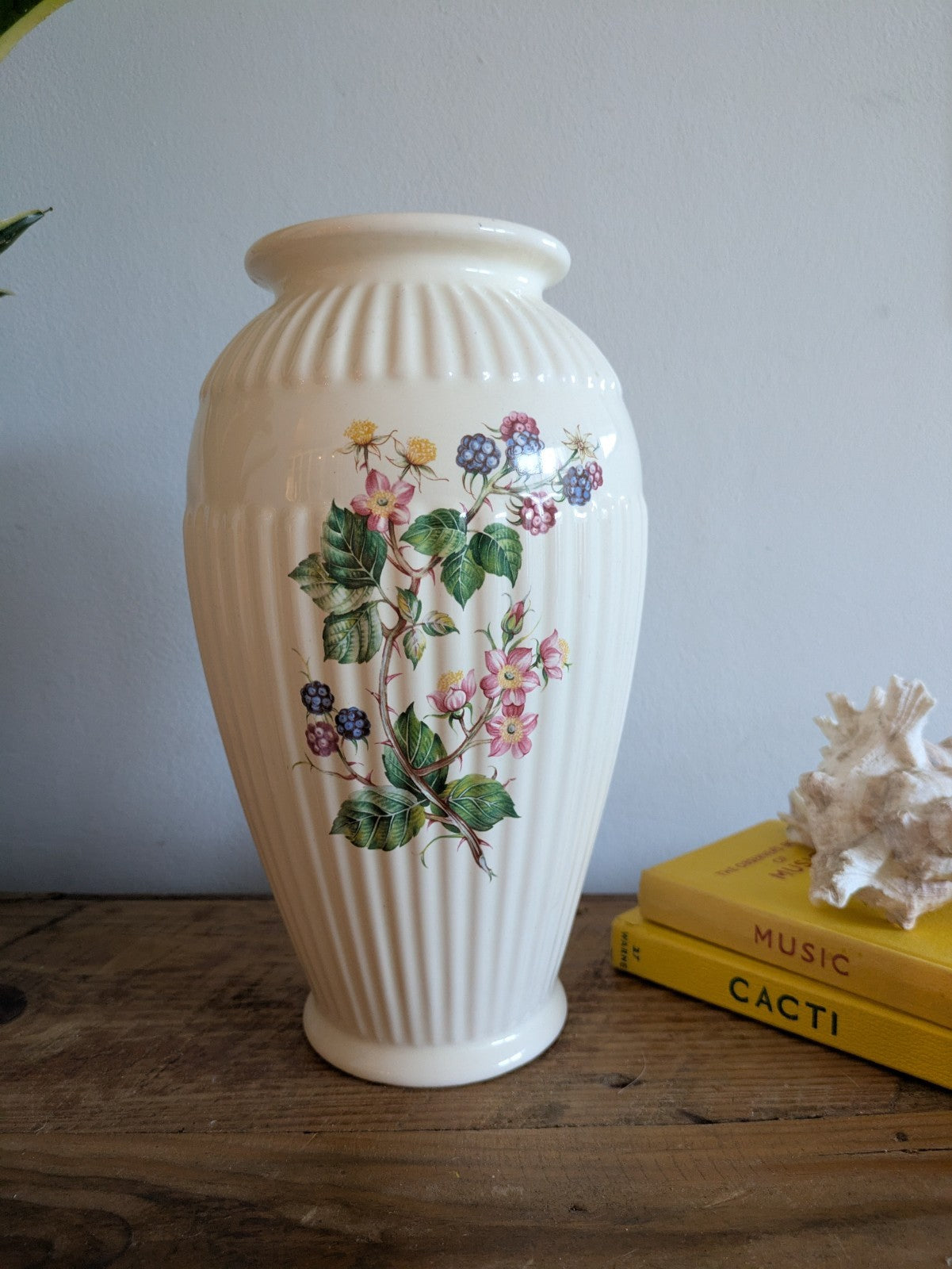 Vintage Large Vase Floral Ceramic Flower Mantle Fruit Blackberries Bramble Old