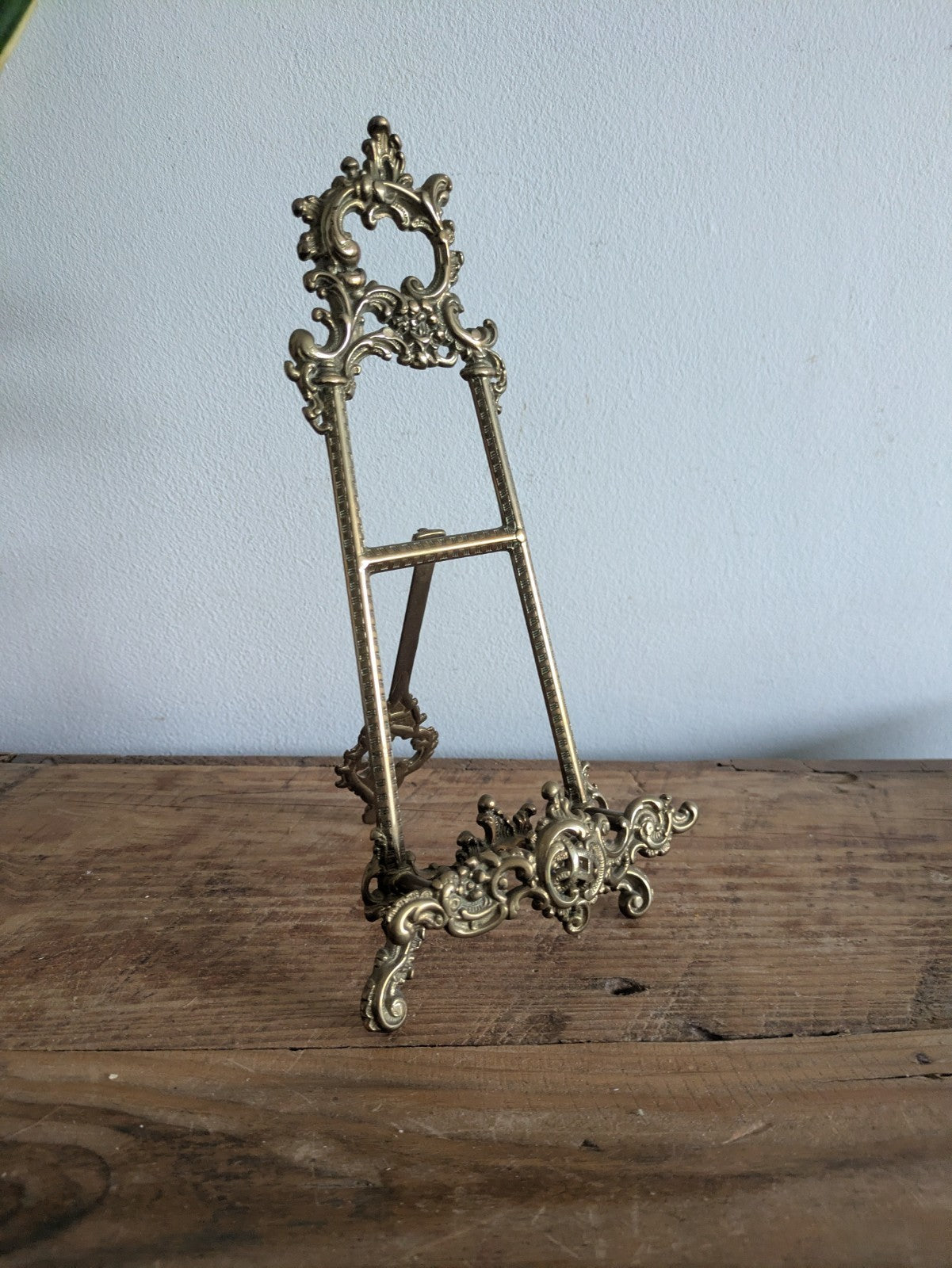 Decorative Brass Display Stand Easel Quality Heavy Brass Frame Ornate Rococo Vtg