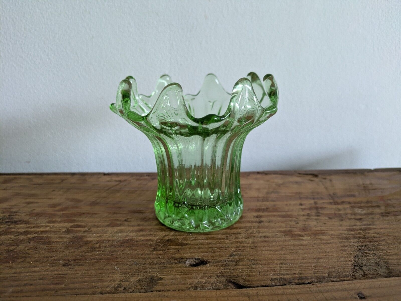 Vintage Art Deco 1930's SOWERBY Lily Gren Pressed Art Glass Posy Vase VGC Small