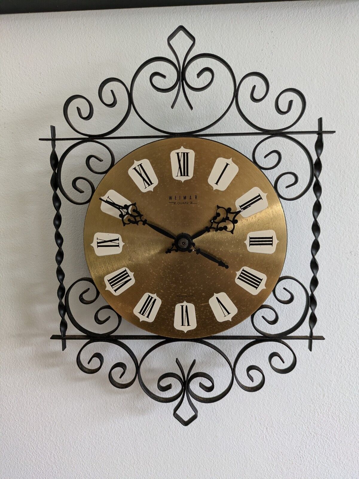 Vintage Weimar Ornate Battery Wall Clock Black Metal Scroll Mid Century MCM 70s