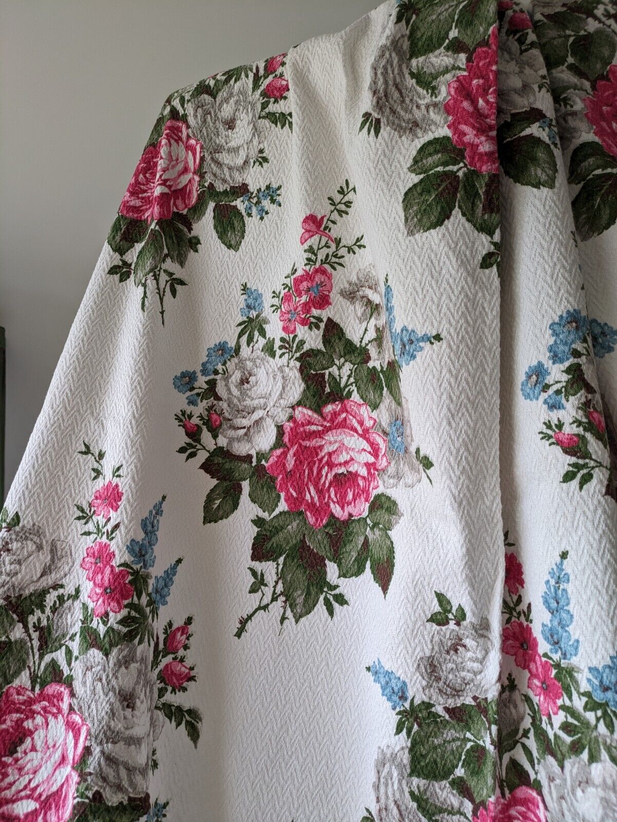 Pair of barkcloth floral Curtains W112 L193cm Pink Rose rare 1950s retro vintage