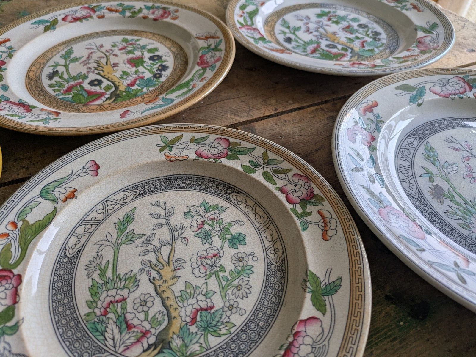 4 1860's Thomas Booth & Co Indian Tree Plates & 1x Wedgwood Plate Antique VTG 