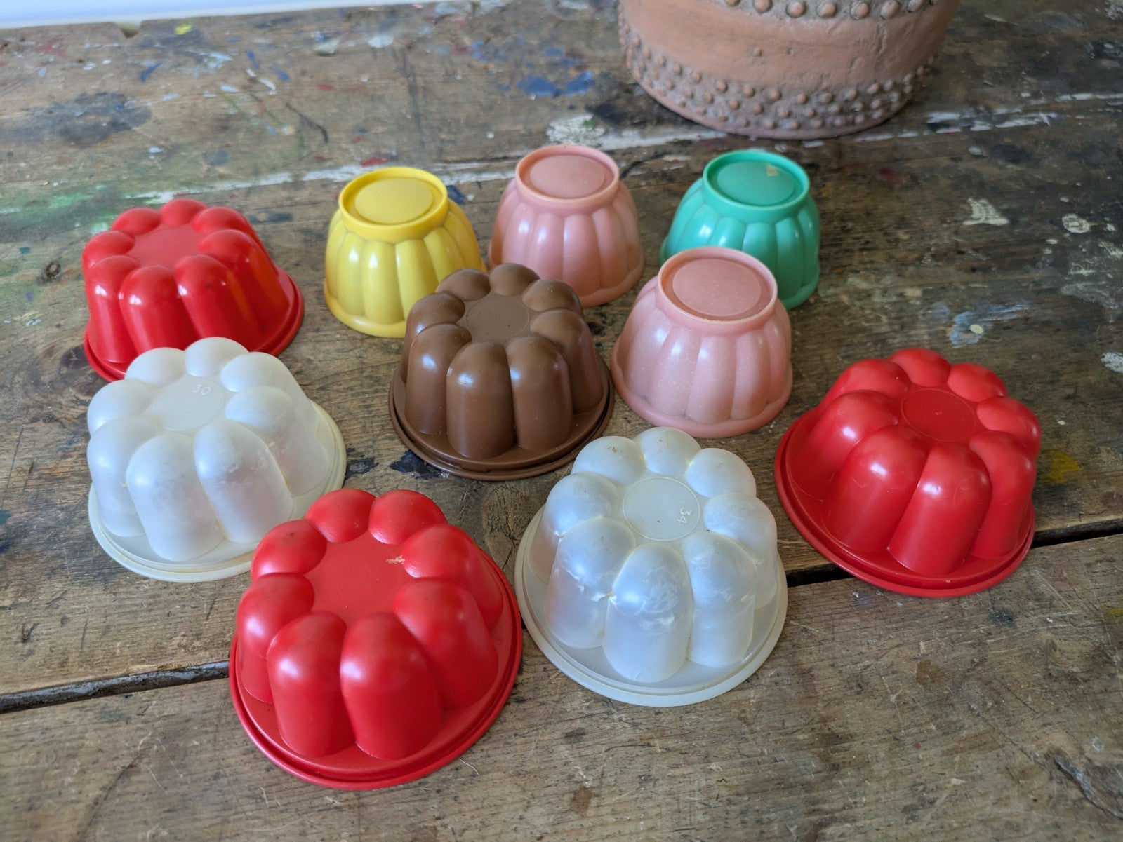 10x Vintage Plastic Jelly Moulds Coloured Mixed Party Birthday Retro 80s Kitchen
