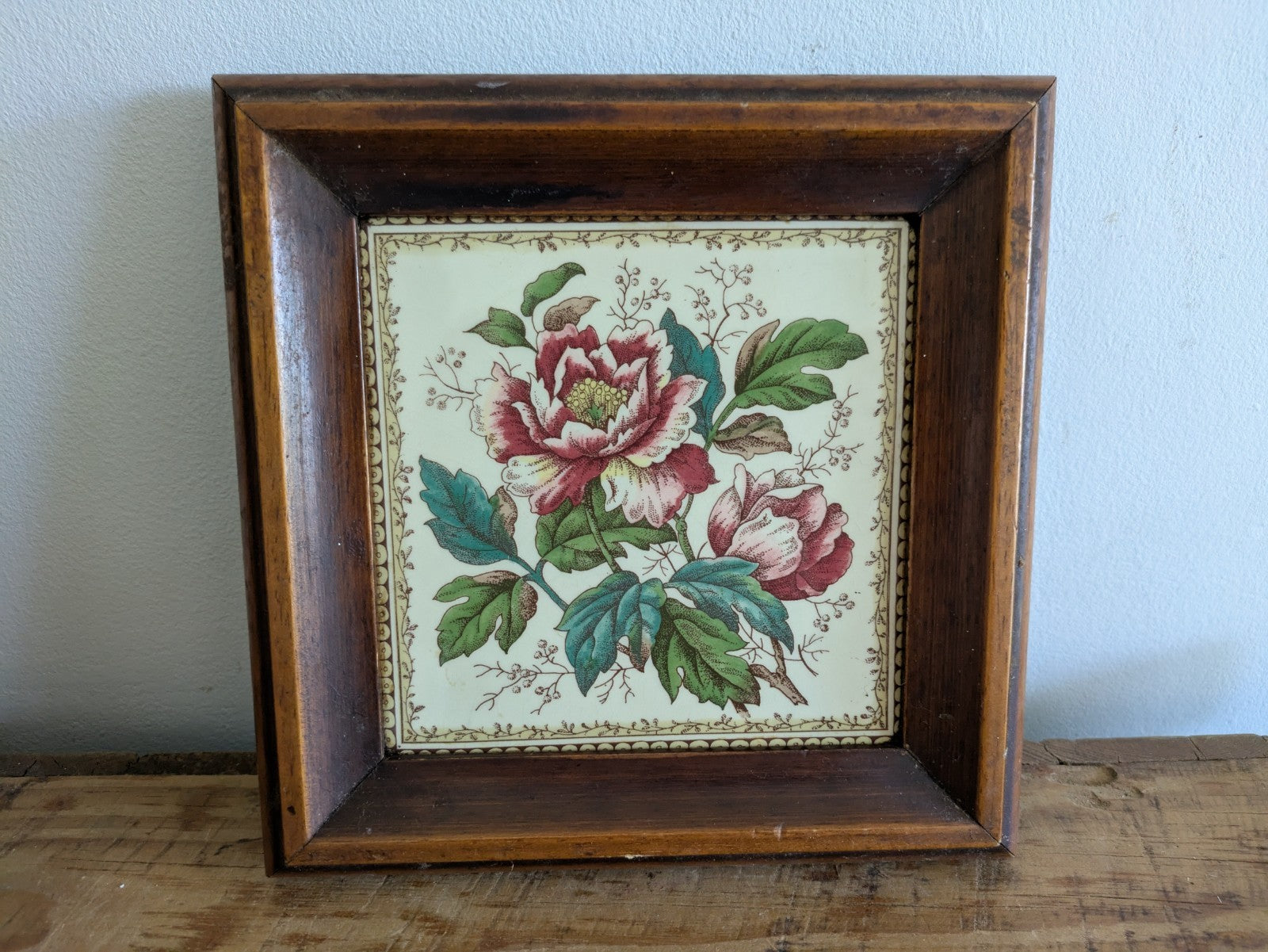 Antique Vintage MAW & Co Wooden FRAMED Ceramic TILE Trivet Floral Rose Stand Vgc