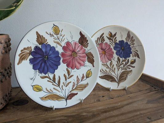 2x Platart S.L Hand Decorated Flowers Blue & Yellow Rim Design Plates Spain Vgc
