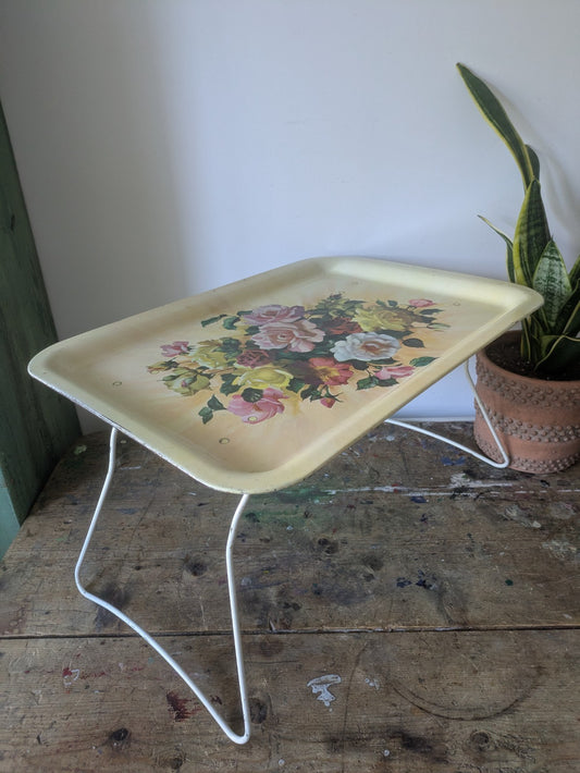 Vintage Retro Folding Lap Tray Breakfast Table Floral Rose Bouquet Prop Film TV 