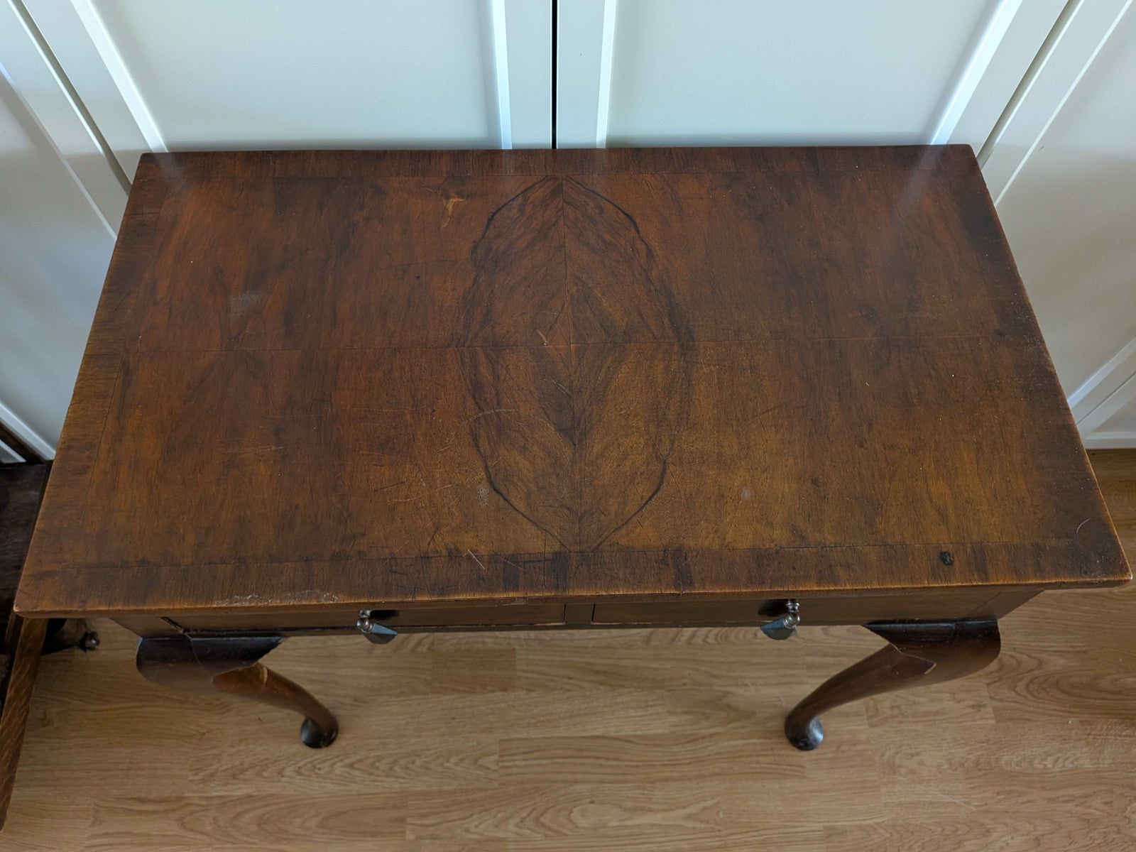 Antique Vintage Walnut Lowboy / Side Table Desk Queen Anne Cabriole Legs Veneer 