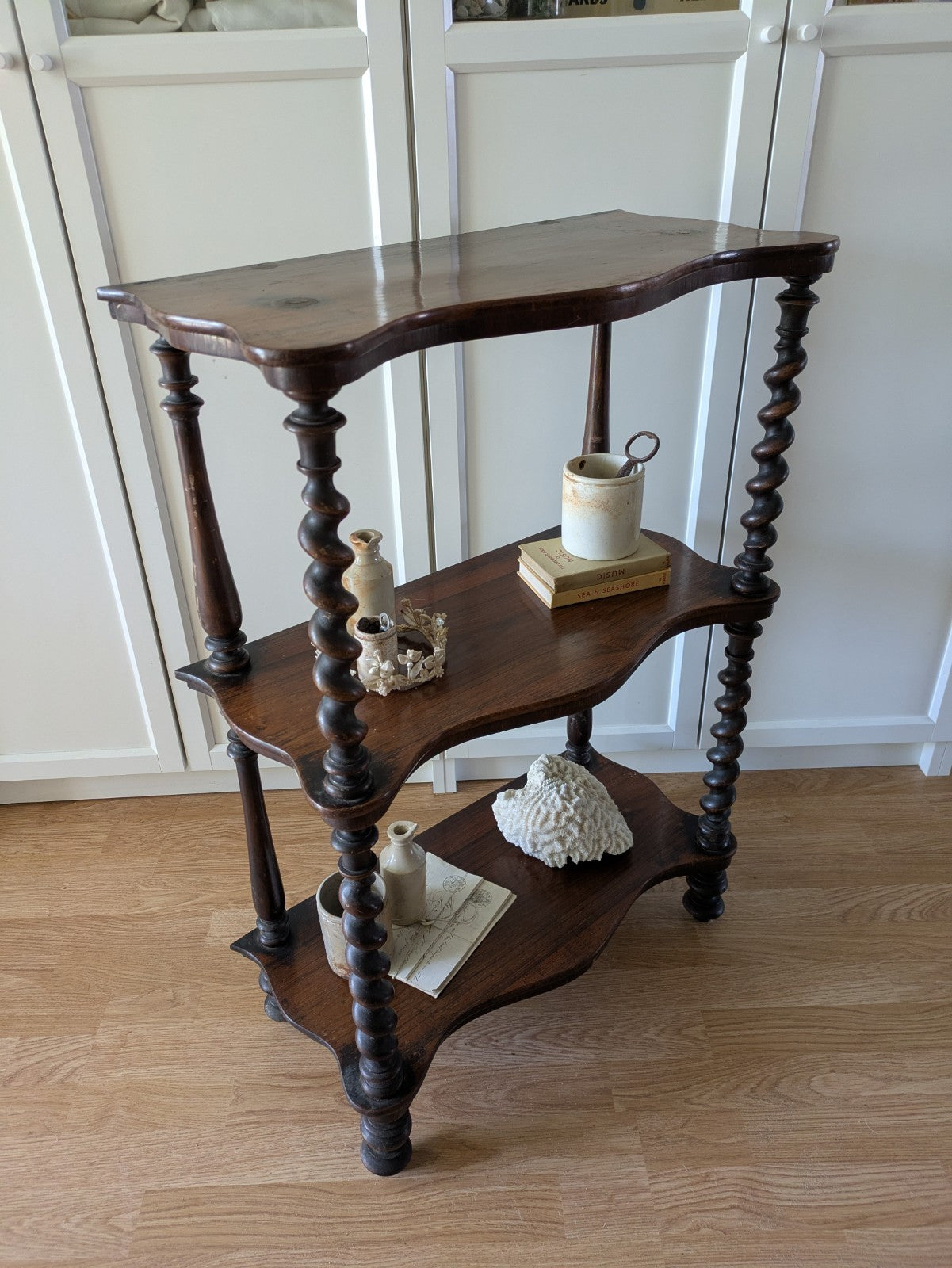 Antique Victorian Whatnot Mahogany Shelves Barley Twist Turned Legs Bookcase 