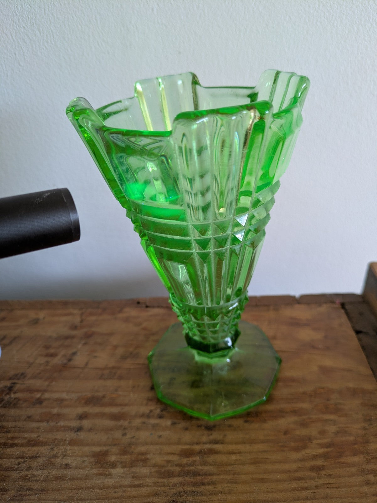 Uranium Green Glass Art Deco Vase c.1930s/40s  Vanity 15cm High Pedestal UV Glow