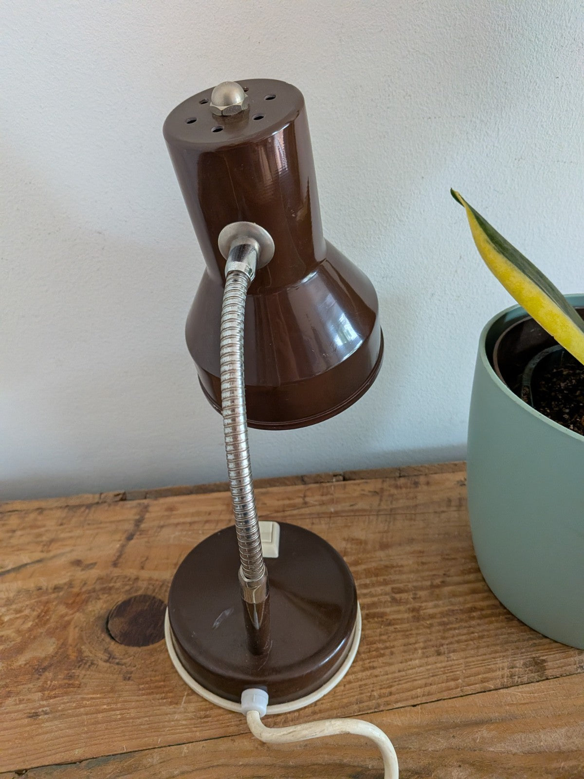 Vintage Brown Gooseneck Desk Lamp Veneta Lumi 70s Made in Italy Space Age Prova 