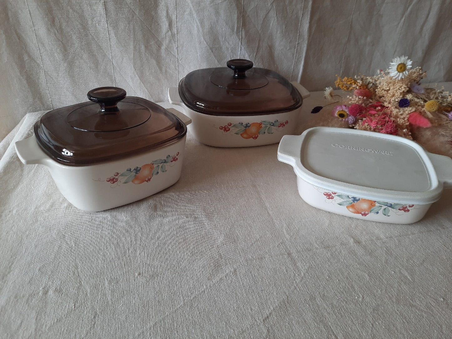 ABUNDANCE Corning Ware 6 pc Trio Casserole Dishes Amber Lid Set Rare Retro Vtg