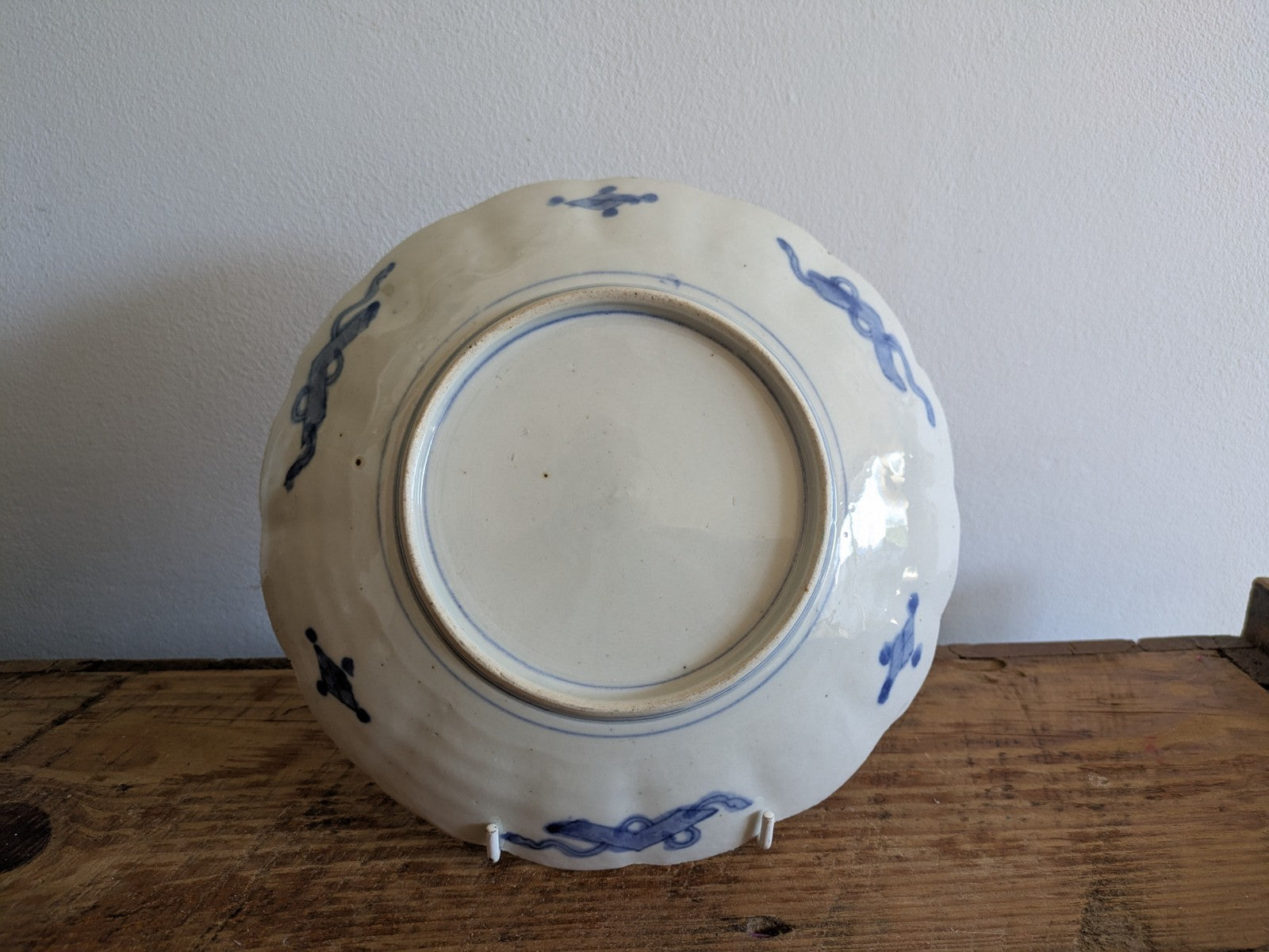 Antique Japanese Imari Decorative Plate Porcelain Flower Rabbit Geisha Painted