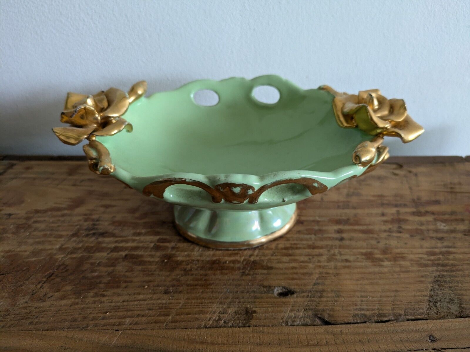 GREEN VTG GILT ORNATE ROSE FLORAL PEDESTAL CAPODIMONTE CENTERPIECE BOWL ITALY 