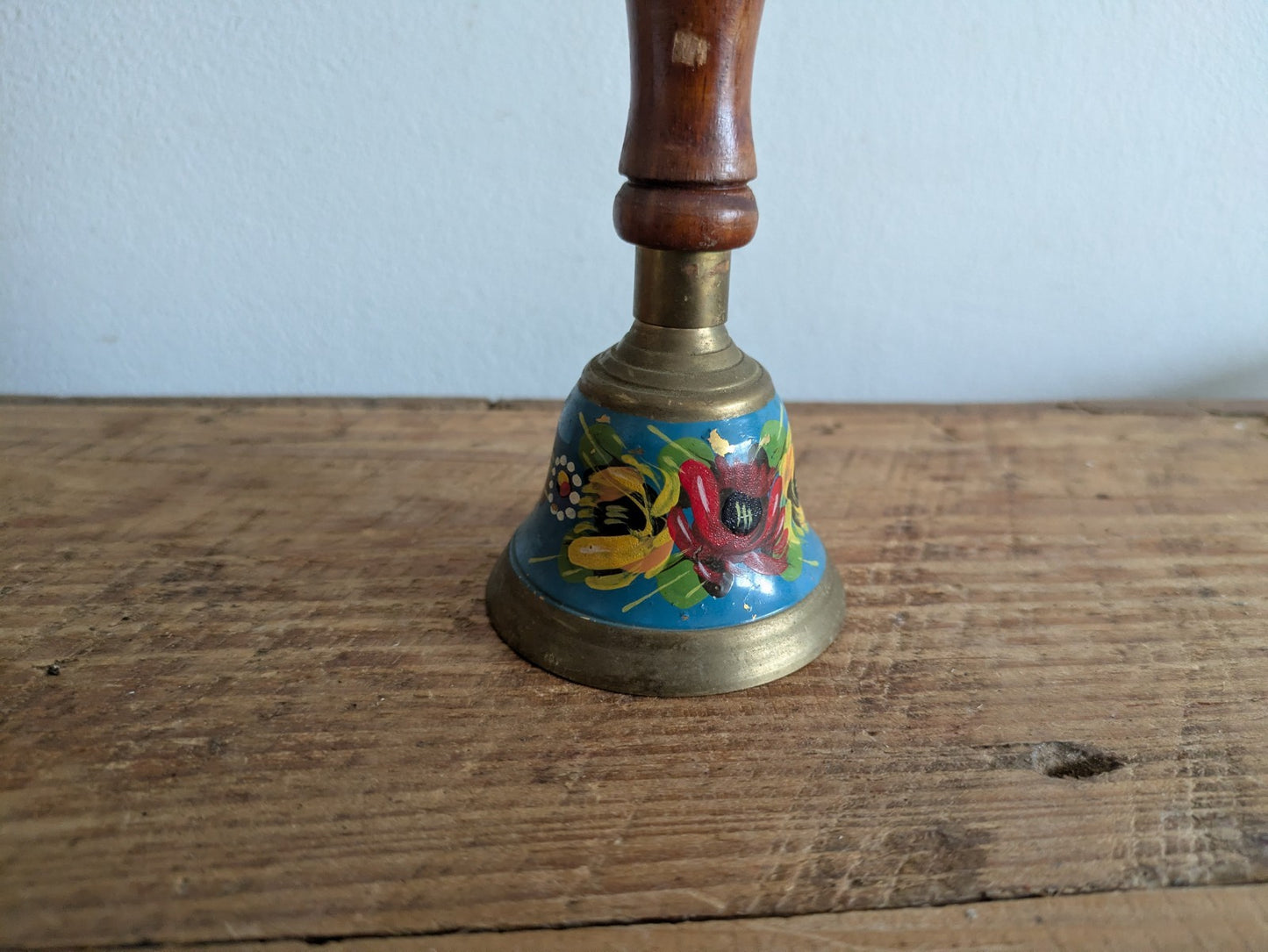 Vintage Brass Bell School Teacher Wooden Handle Gypsy Floral Canal Ware Barge Vg
