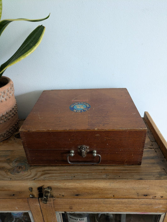 Antique Lion Menucator No 2 Model British Screen Printing Device in Wooden Case 