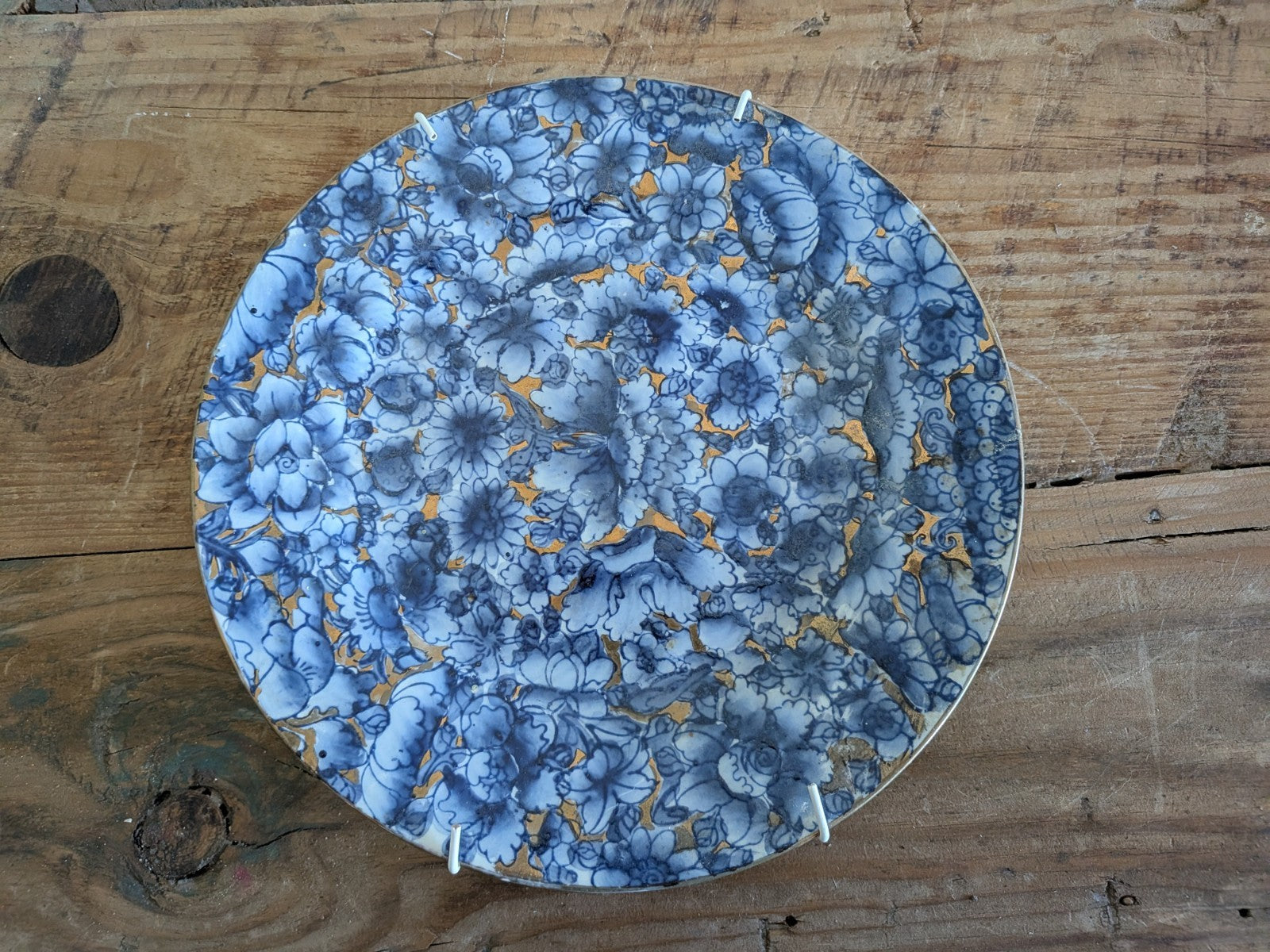 Chinese Porcelain Plate Thousand Flowers Design Mille Fleur Motif- Gold- Marked