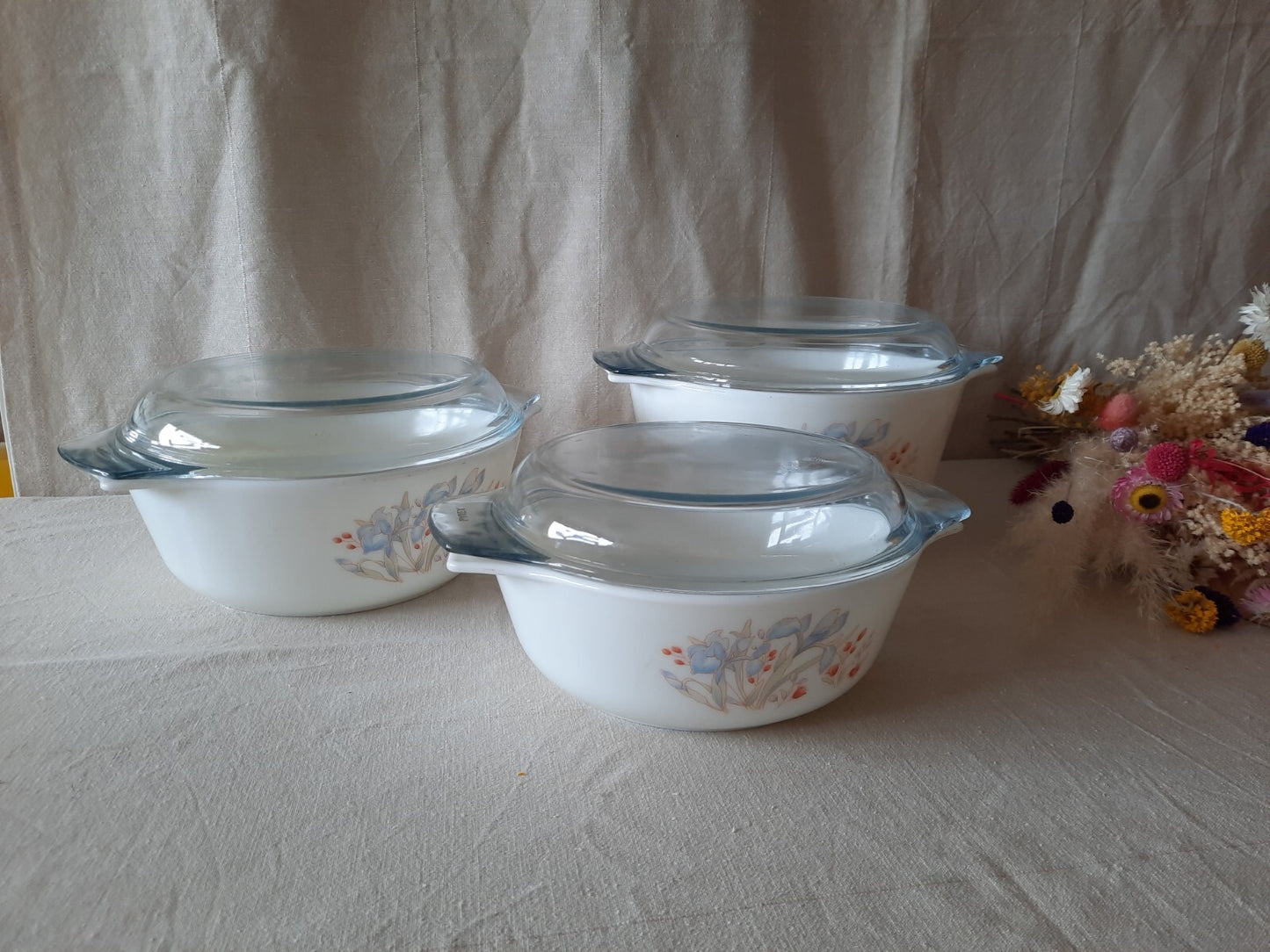 3 Vintage Pyrex Blue Iris Casserole Dishes + Lids Graduated Stacking Set three