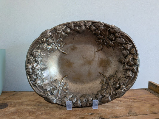 Vintage Silver Plate Grape Dish Prop Dish Metal Antique Prop Film TV Serving Old