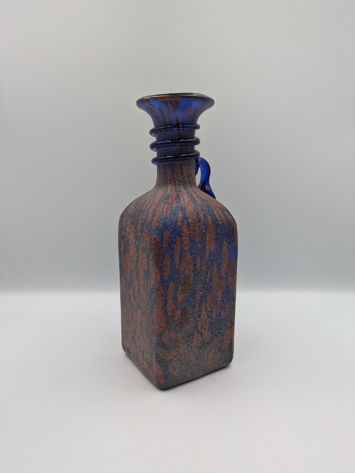 Vtg Cenedese Style SCAVO Art Glass VASE JUG w Blue Strapped Neck Applied Handle