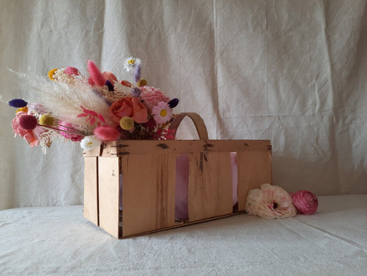 GENUINE VINTAGE WOODEN TRUG ideal FLOWERS FRUIT VEGETABLES Herbs Basket Display