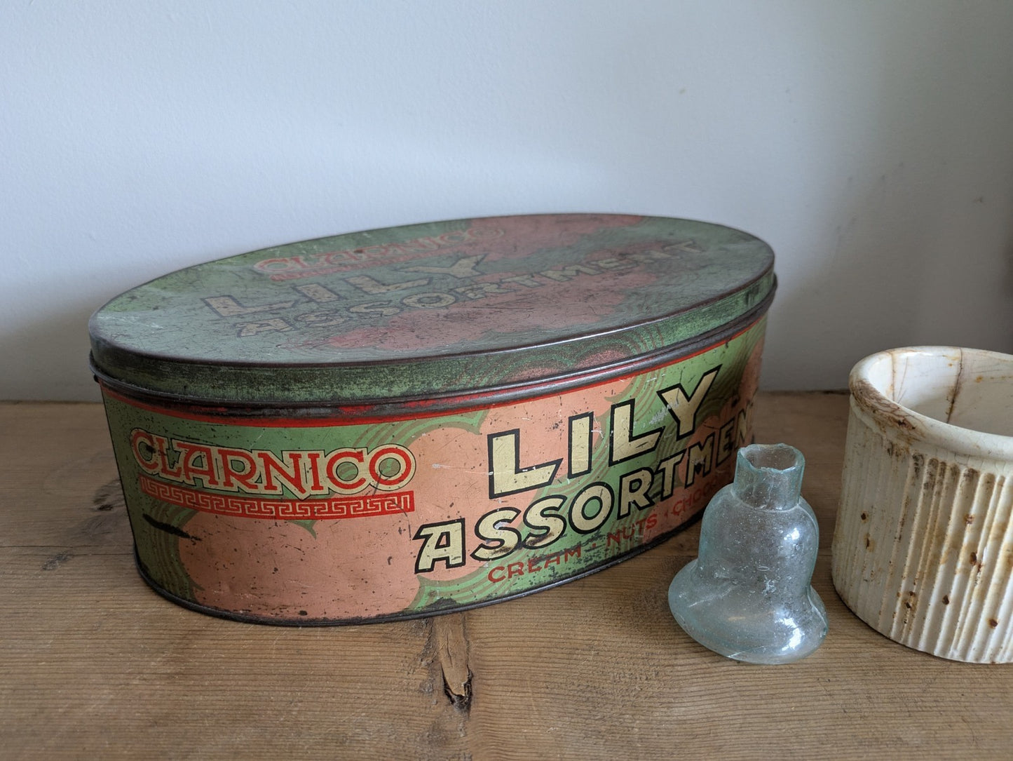 Vintage c1930s Clarnico Lily Cream Nuts Chocolate Confectionery Shop Counter Tin