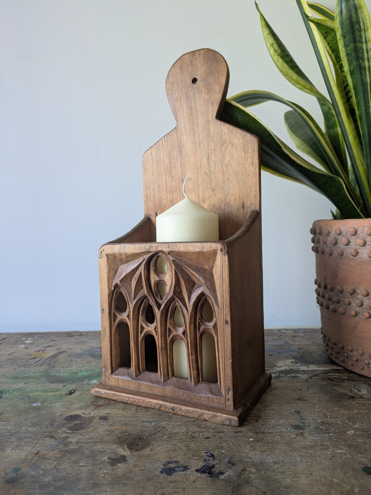 RUSTIC CARVED WOODEN COUNTRY HOUSE GOTHIC CHURCH STYLE CANDLE BOX WALL SCONCE 