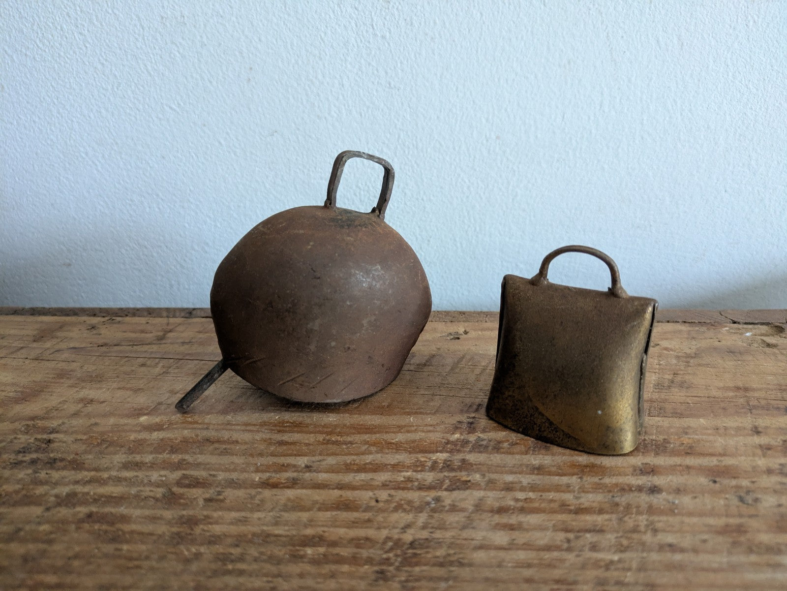 2x Antique Cow Cattle Metal Bell Vintage Cast Iron Far East Old Ringer Primitive