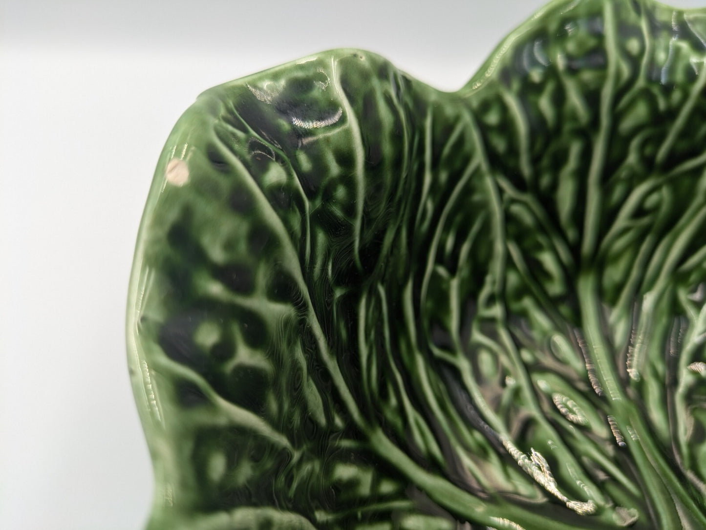 subtil john buck portugal Antique Green Majolica cabbage leaf bowl Serving Large
