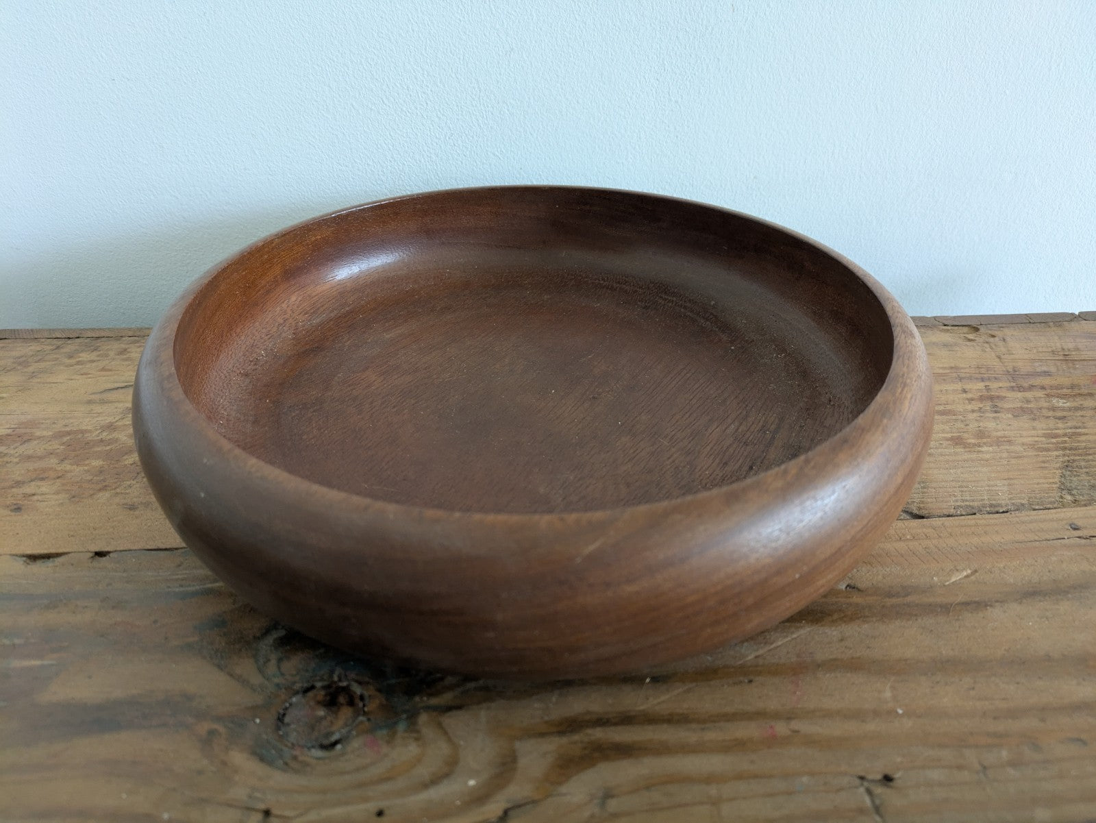 Vintage Mid Century Retro Solid Wood bowl Fruit Serving Round Prop Platter Dark