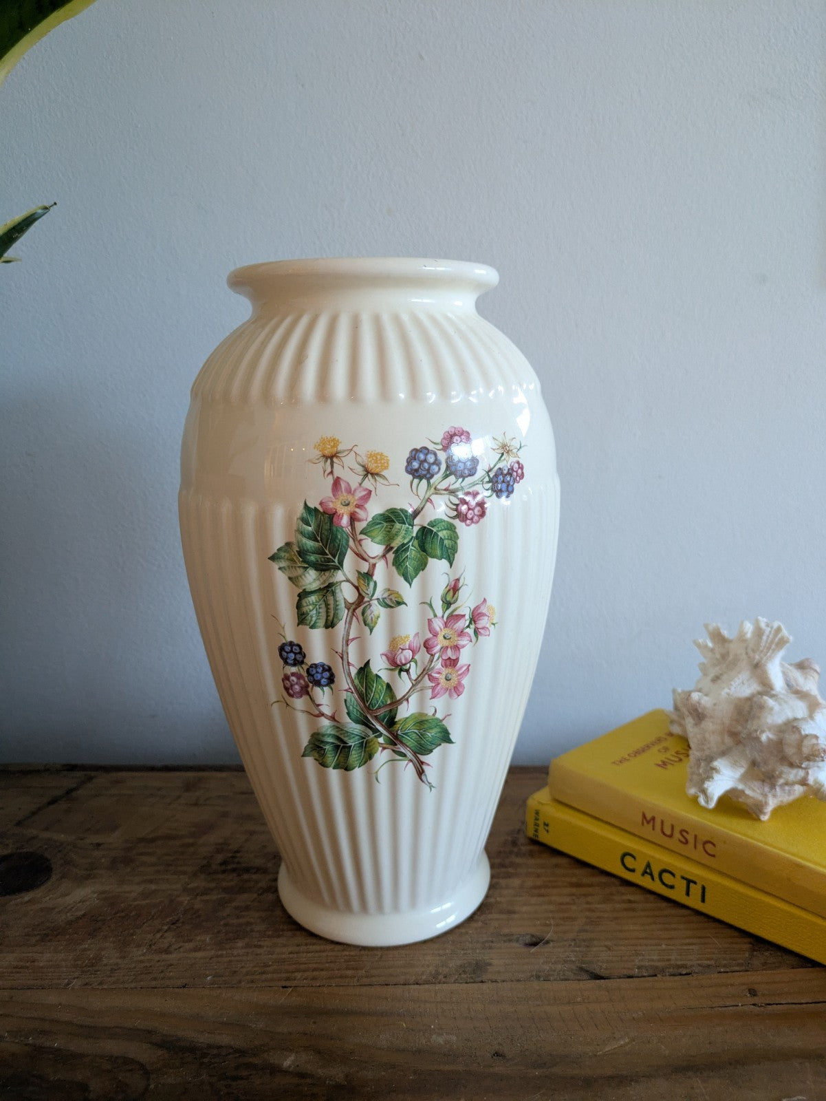 Vintage Large Vase Floral Ceramic Flower Mantle Fruit Blackberries Bramble Old