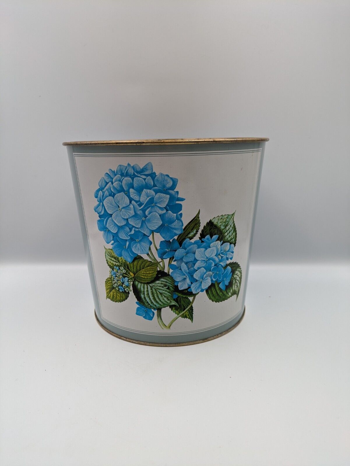 Vintage Worcester ware Floral Hydrangea bin collectable prop set TV Metal Retro