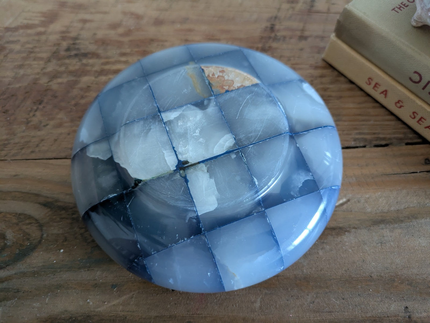 Vintage Round Italian Onyx Ashtray Natural Stone Marble Checkerboard Blue 60-70s