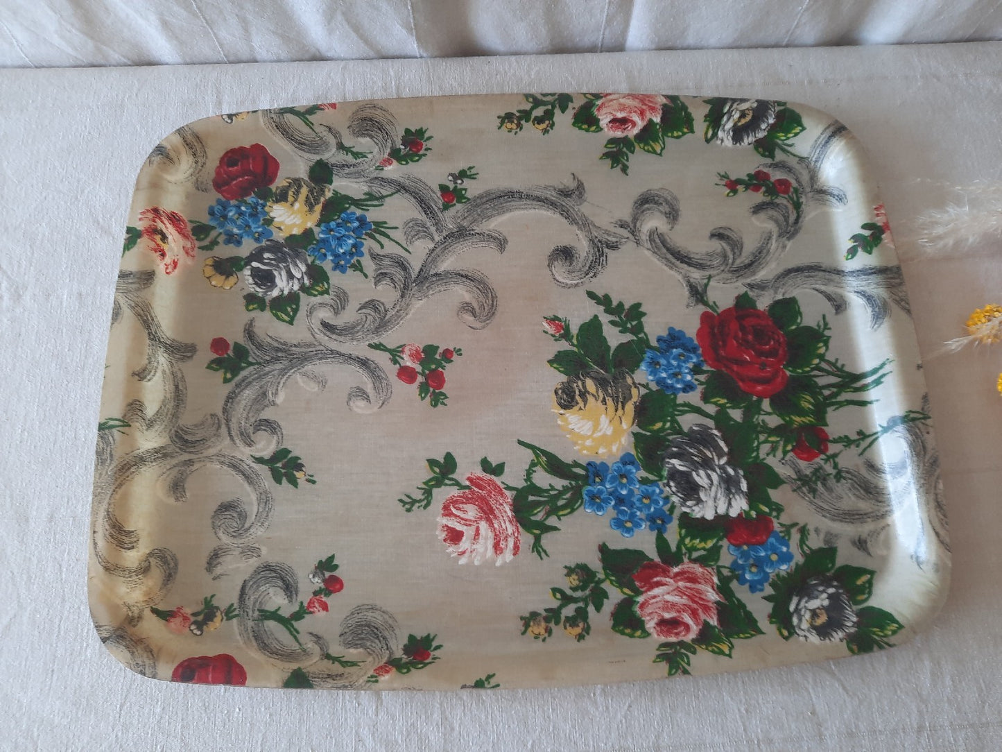 Vintage Fibreglass Cottage Floral Serving Tray lap dinner cabbage rose large Old